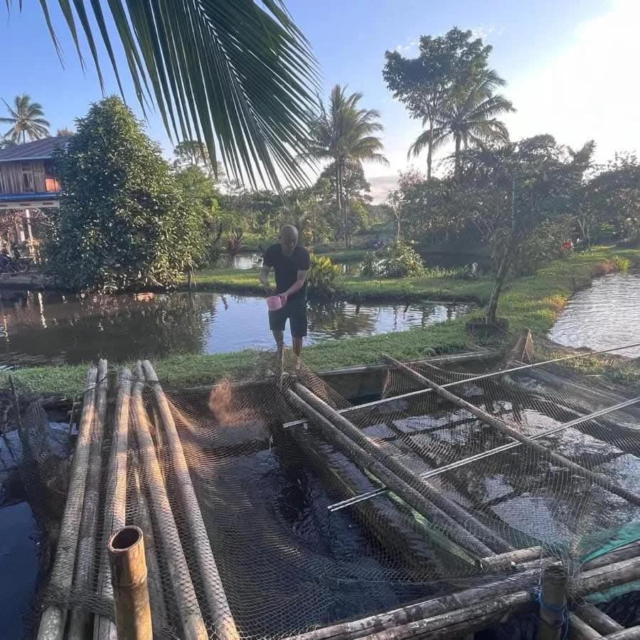Talaga Tomohon Home Stay And Fishing Pond Exteriér fotografie